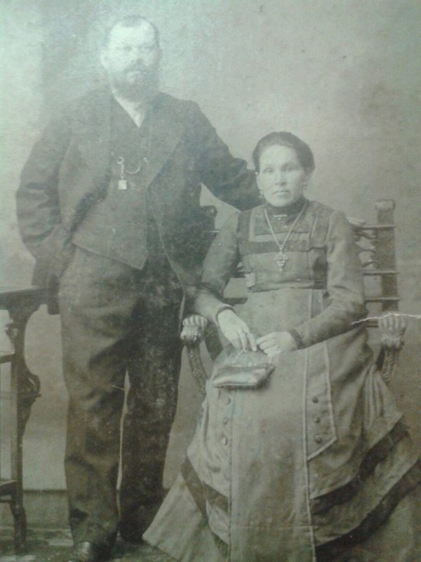 Боголюбов Александр Андрианович,со своей женой